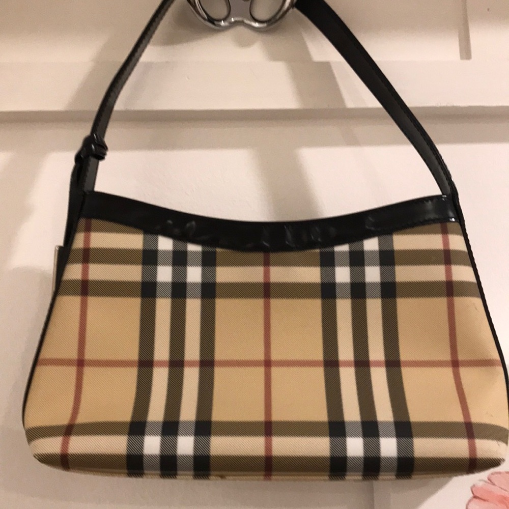 burberry purse